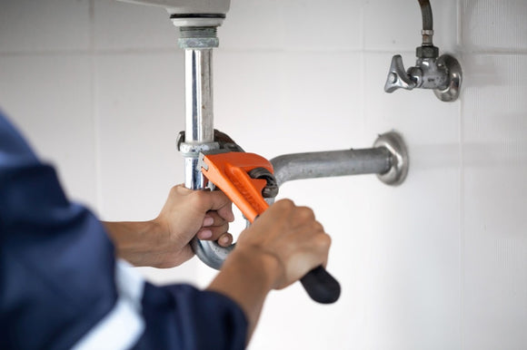 Handling basic plumbing repairs in East Brookfield, MA